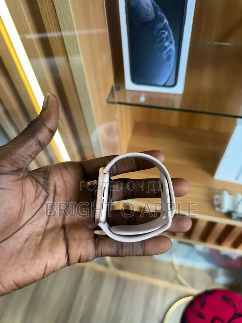Apple Series 5