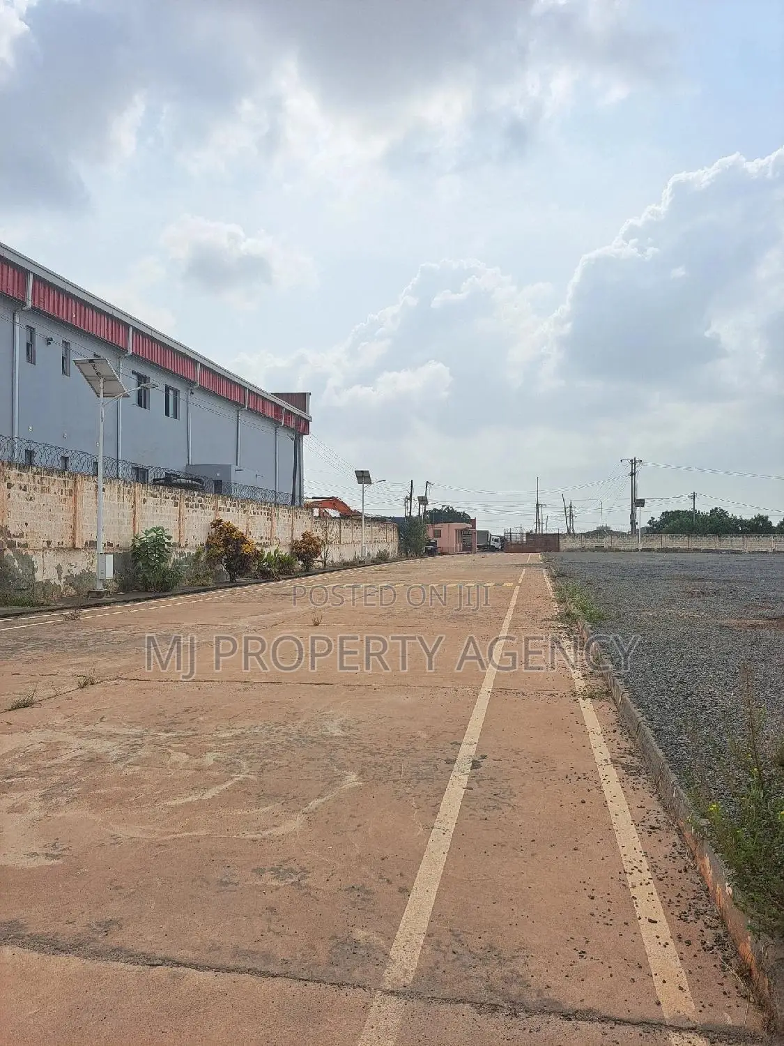 1 Acre Roadside Industrial Land