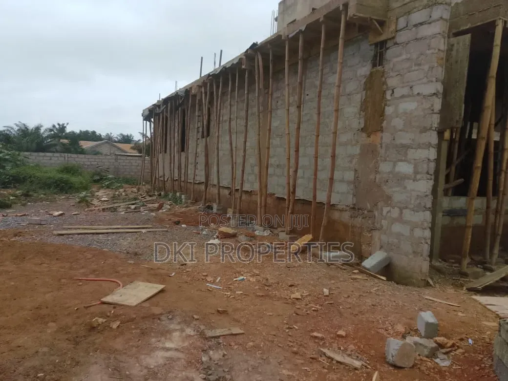3bdrm House in Dki Properties, Frafraha for sale