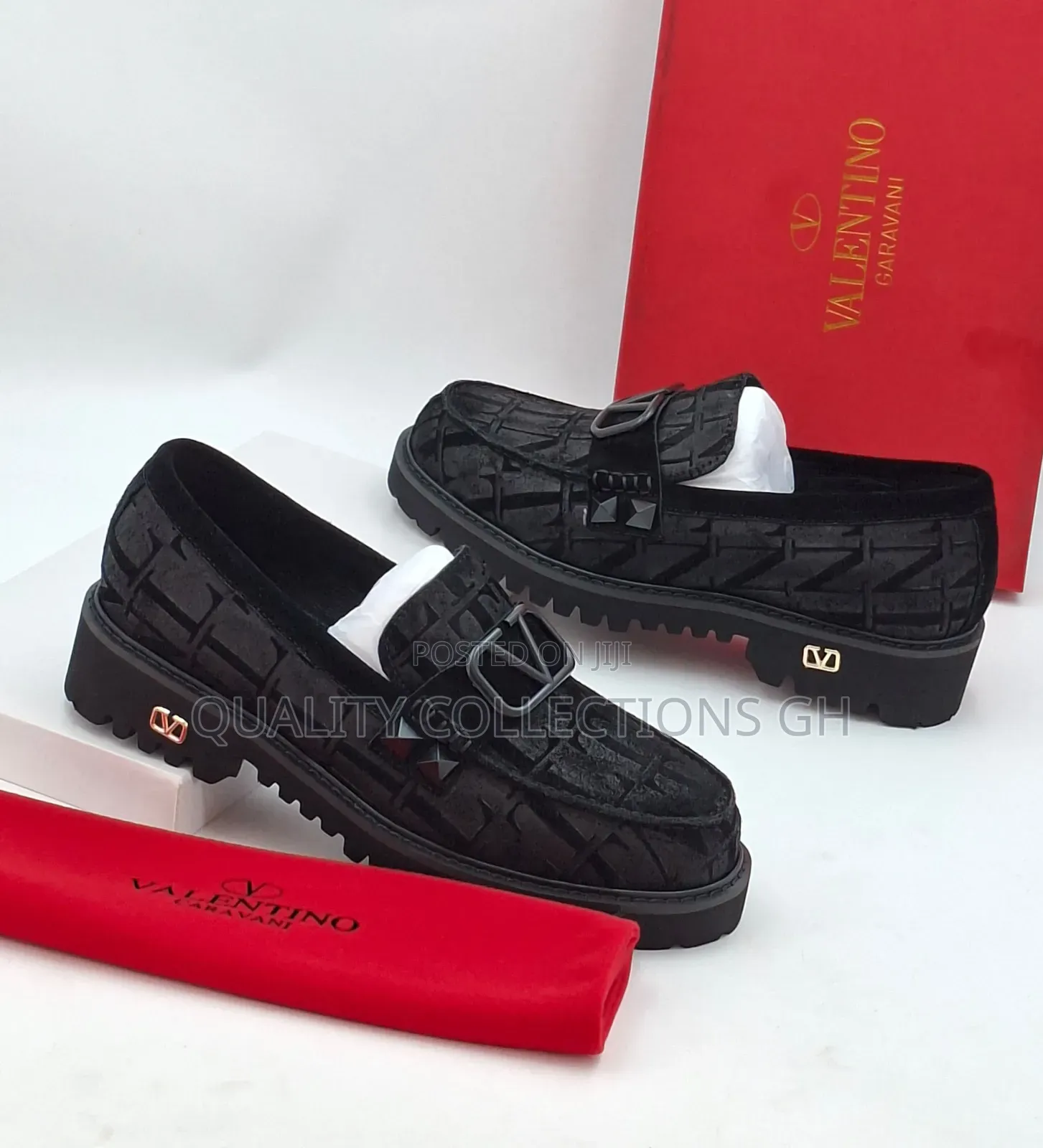 Valentino Garavani Black Shoe