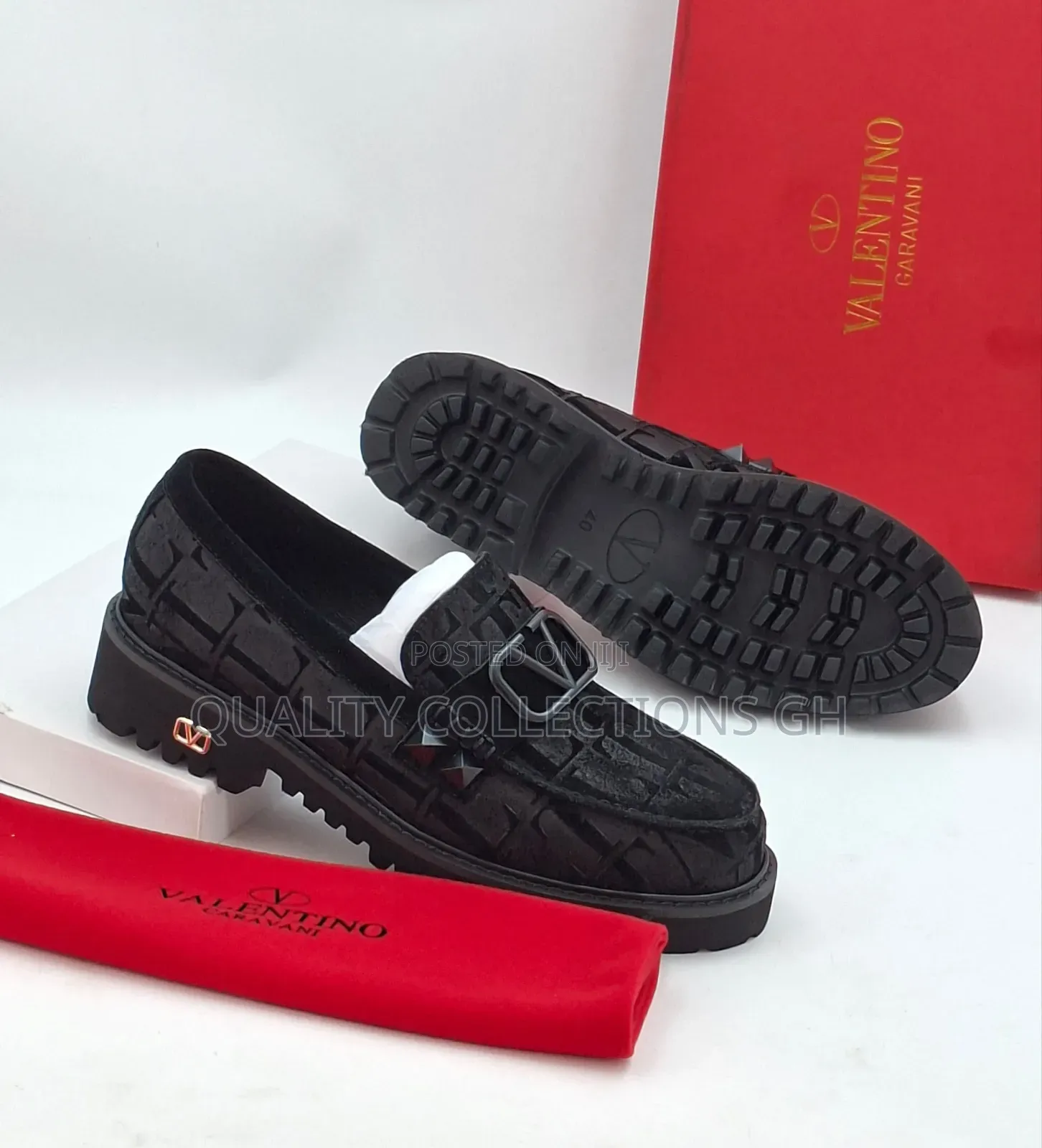 Valentino Garavani Black Shoe