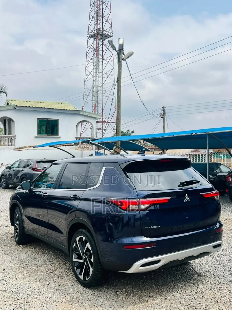 Mitsubishi Outlander SEL 2024 Blue