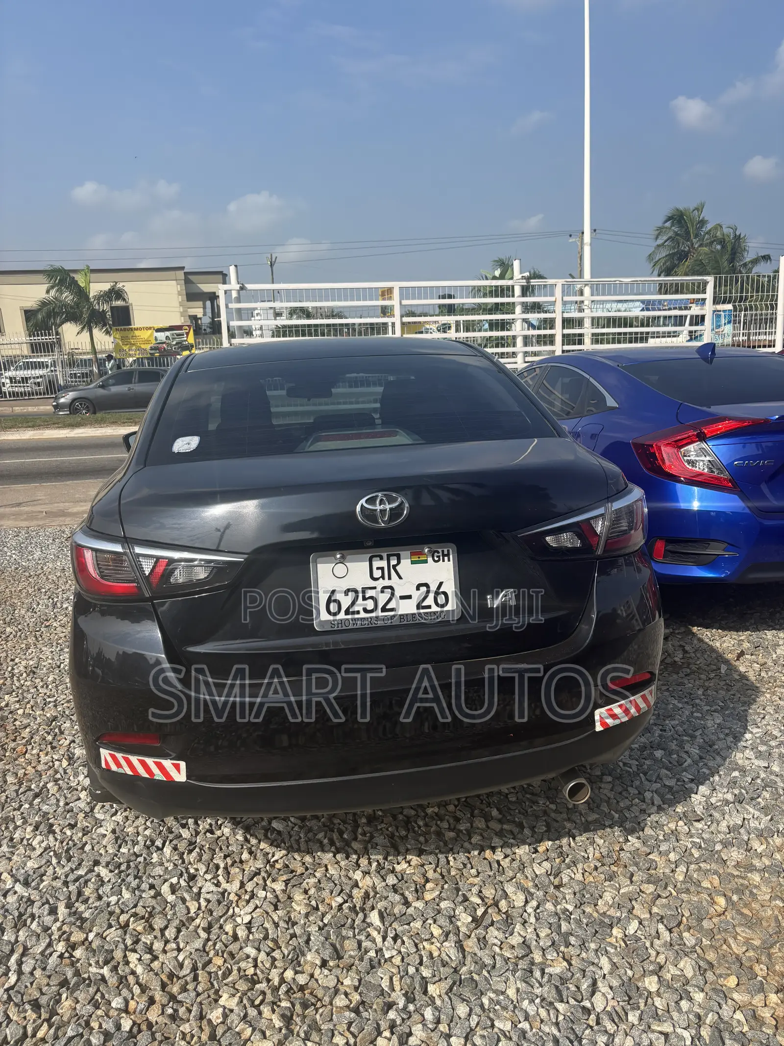 Toyota Yaris iA 1.5 FWD 2016 Black