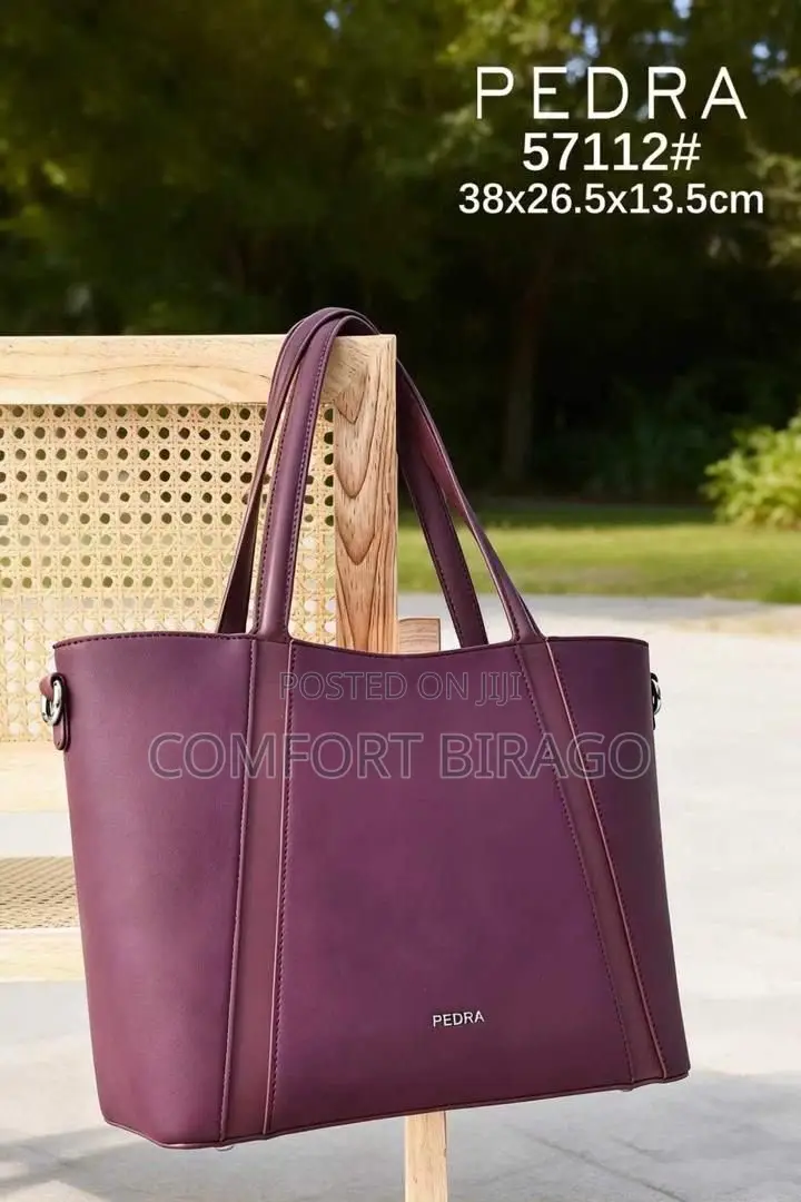Quality Ladies Leather Handbags Available