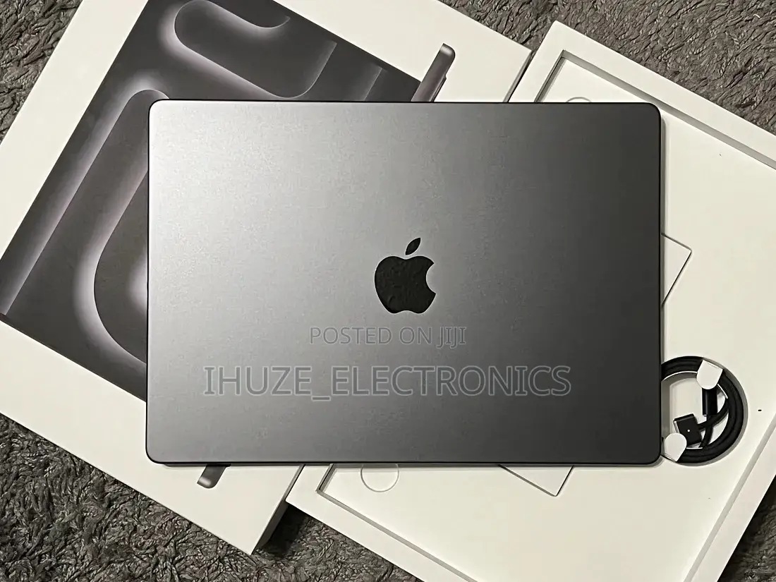 Laptop Apple MacBook Pro 2024 M4 Pro 24GB Apple M4 Pro SSD 512GB