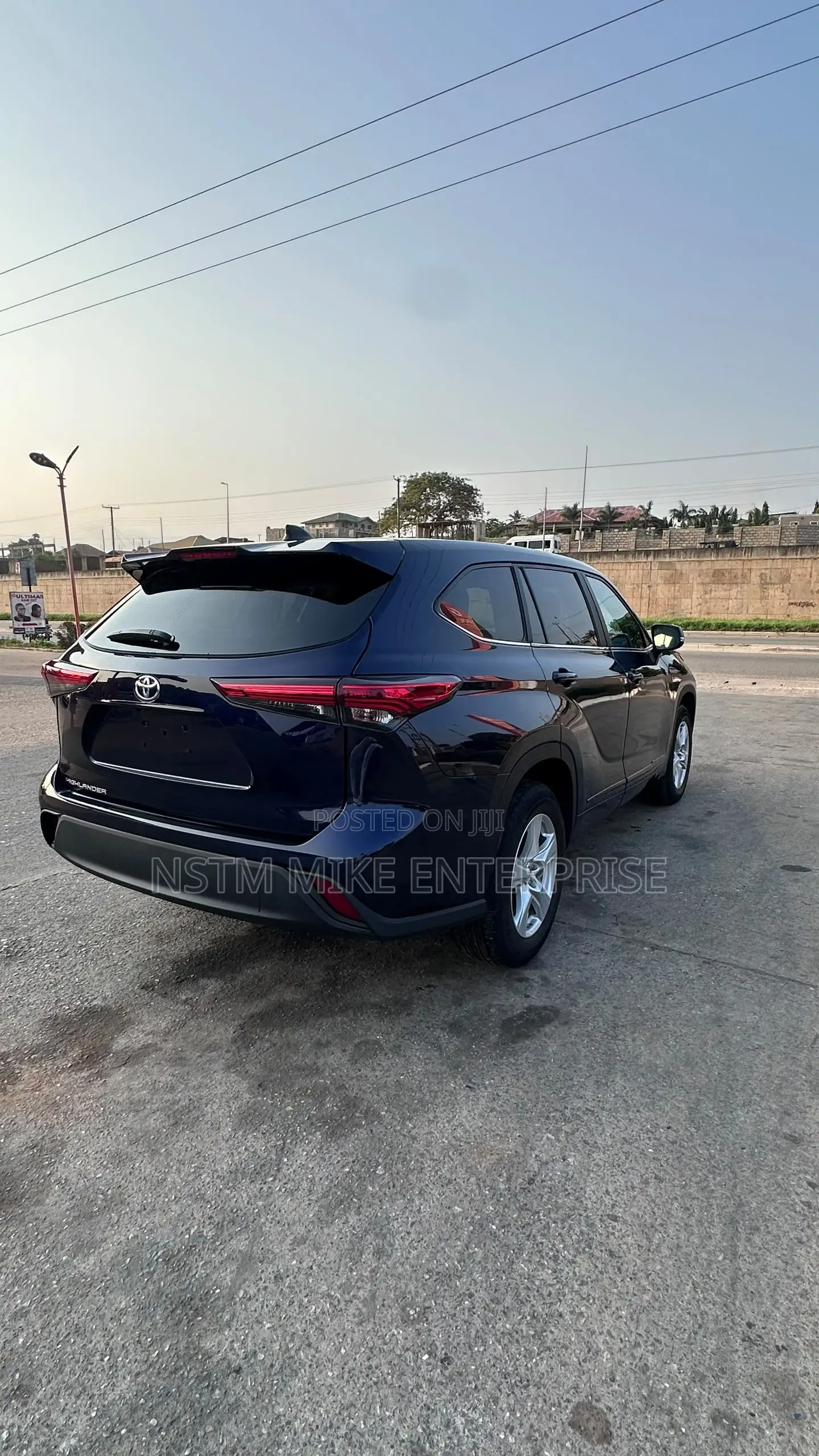 Toyota Highlander 2023 Blue