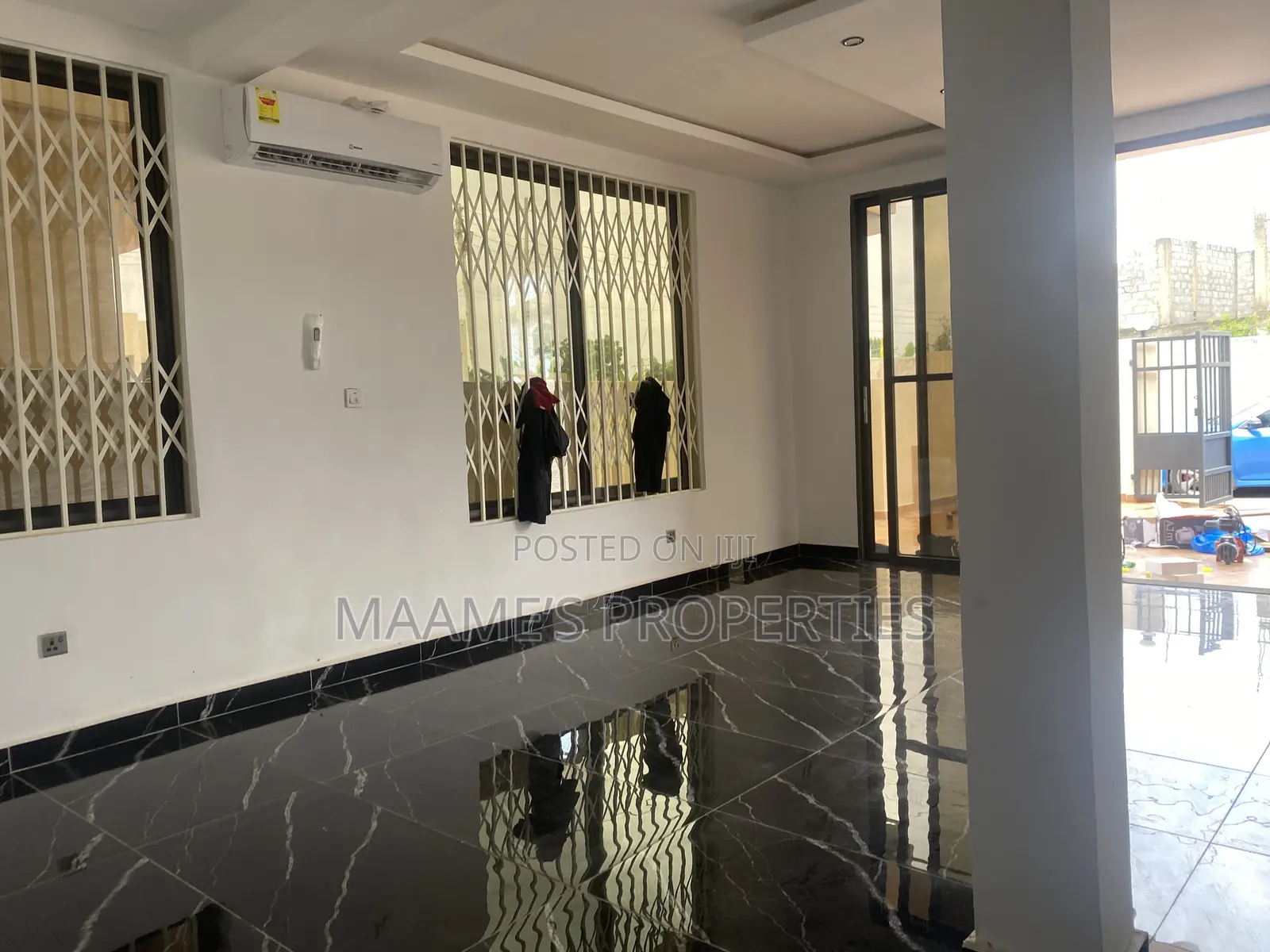 4bdrm Duplex in Oyarifa for rent