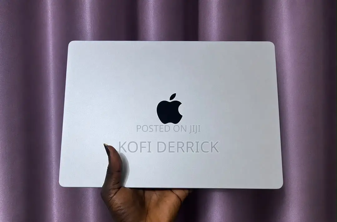 Laptop Apple MacBook Pro 2024 M4 Pro 24GB Apple M4 Pro SSD 512GB