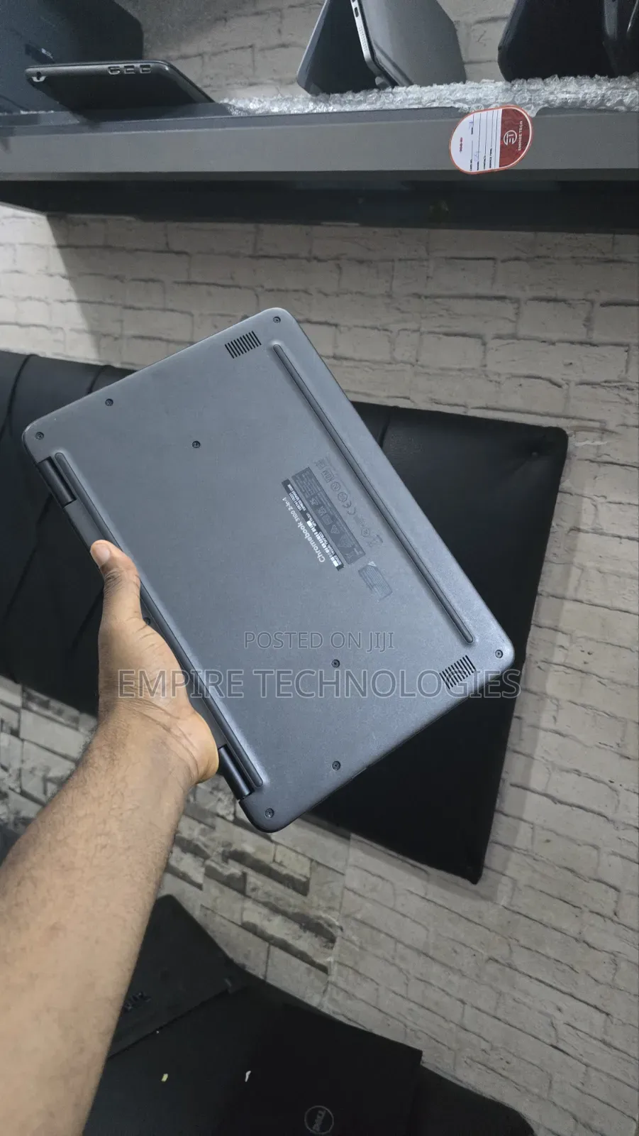 Laptop Dell Latitude 3120 4GB Intel SSD 32GB