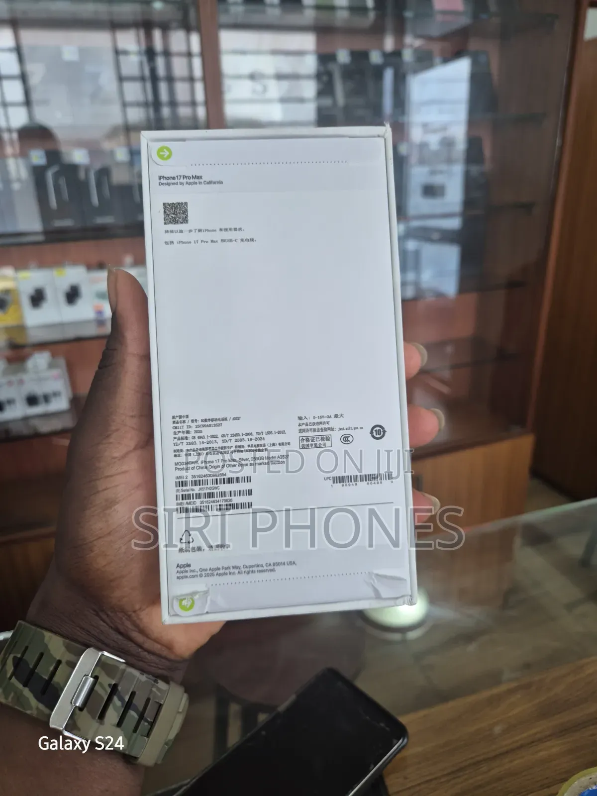 New Apple iPhone 17 Pro Max 256 GB Silver