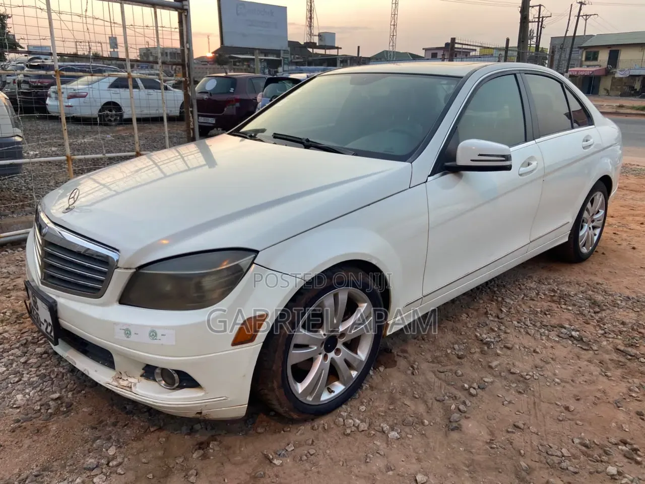 Mercedes-Benz C300 2013 Off white