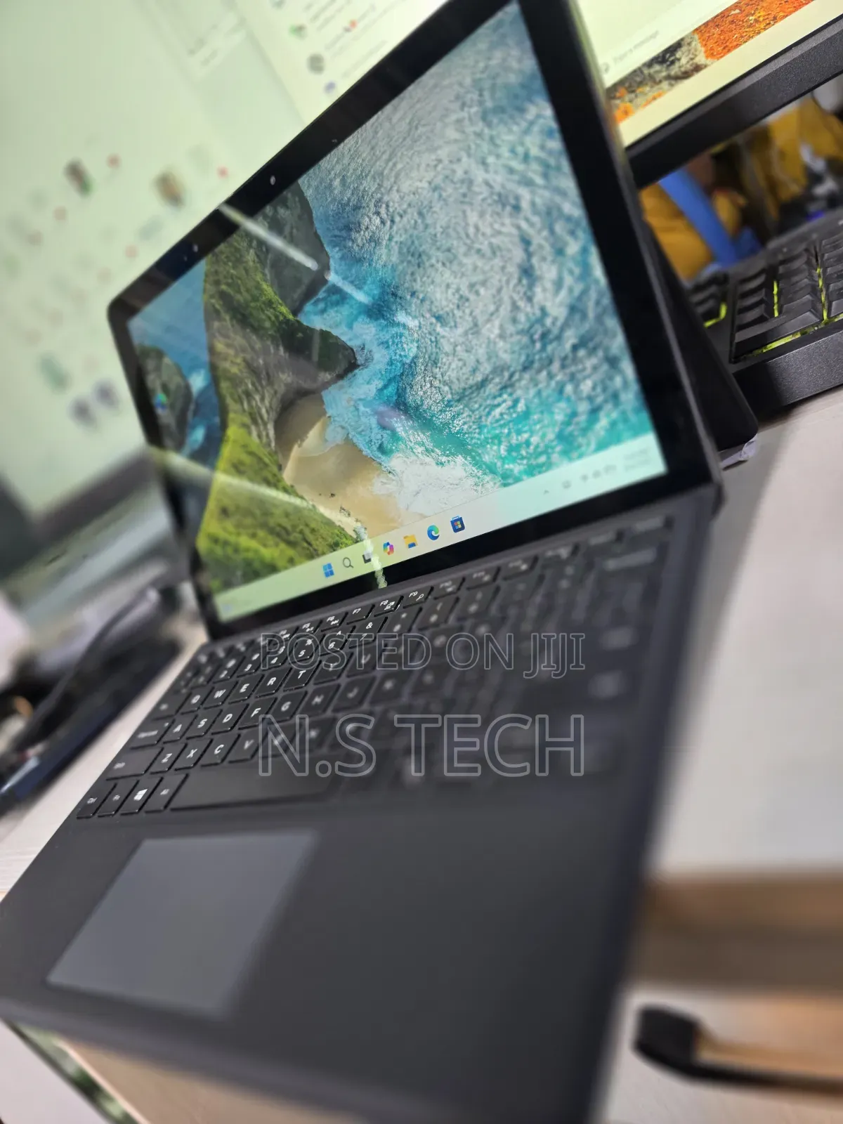 Laptop Dell Latitude 5290 2-in-1 16GB Intel Core i7 SSD 256GB