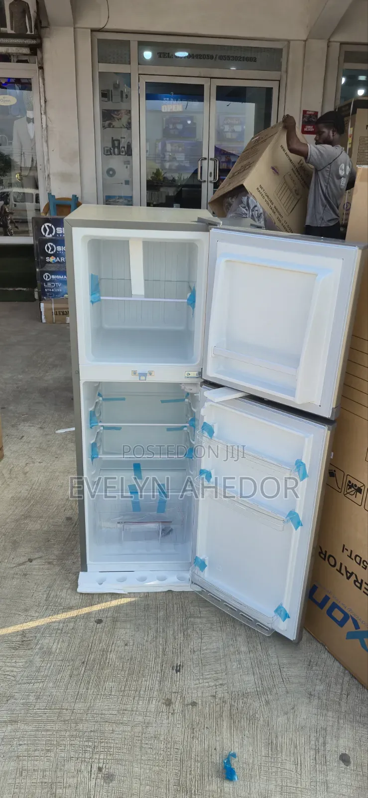Fast Freezing Top Freezer of Roch Brand Fridge 138L