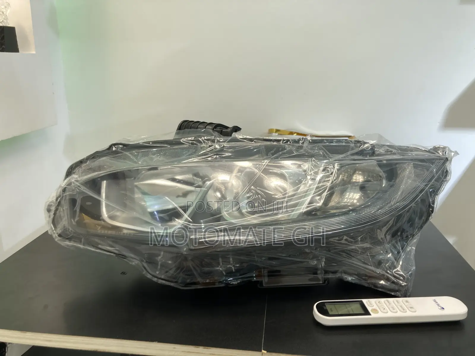 Honda Civic 2016,2017,2018,2019,2020,2021 Headlight