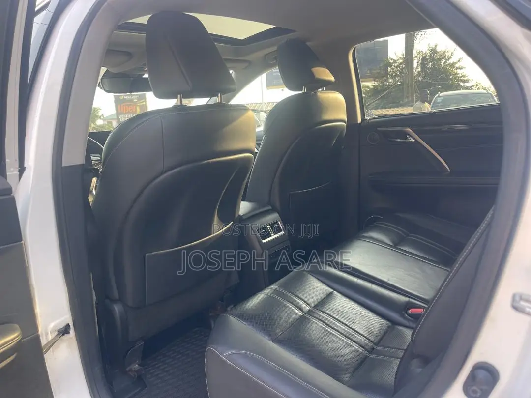 Lexus RX 350 AWD 2022 White