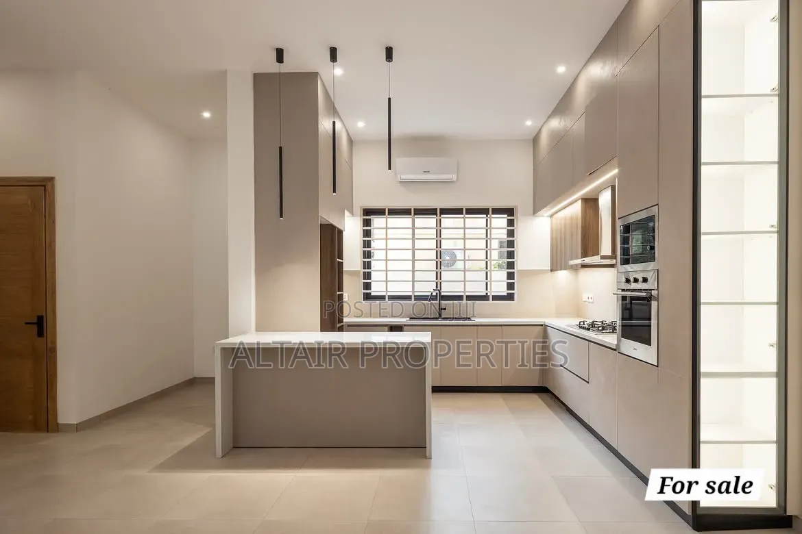 4bdrm House in Community 18, Baatsona Total for sale