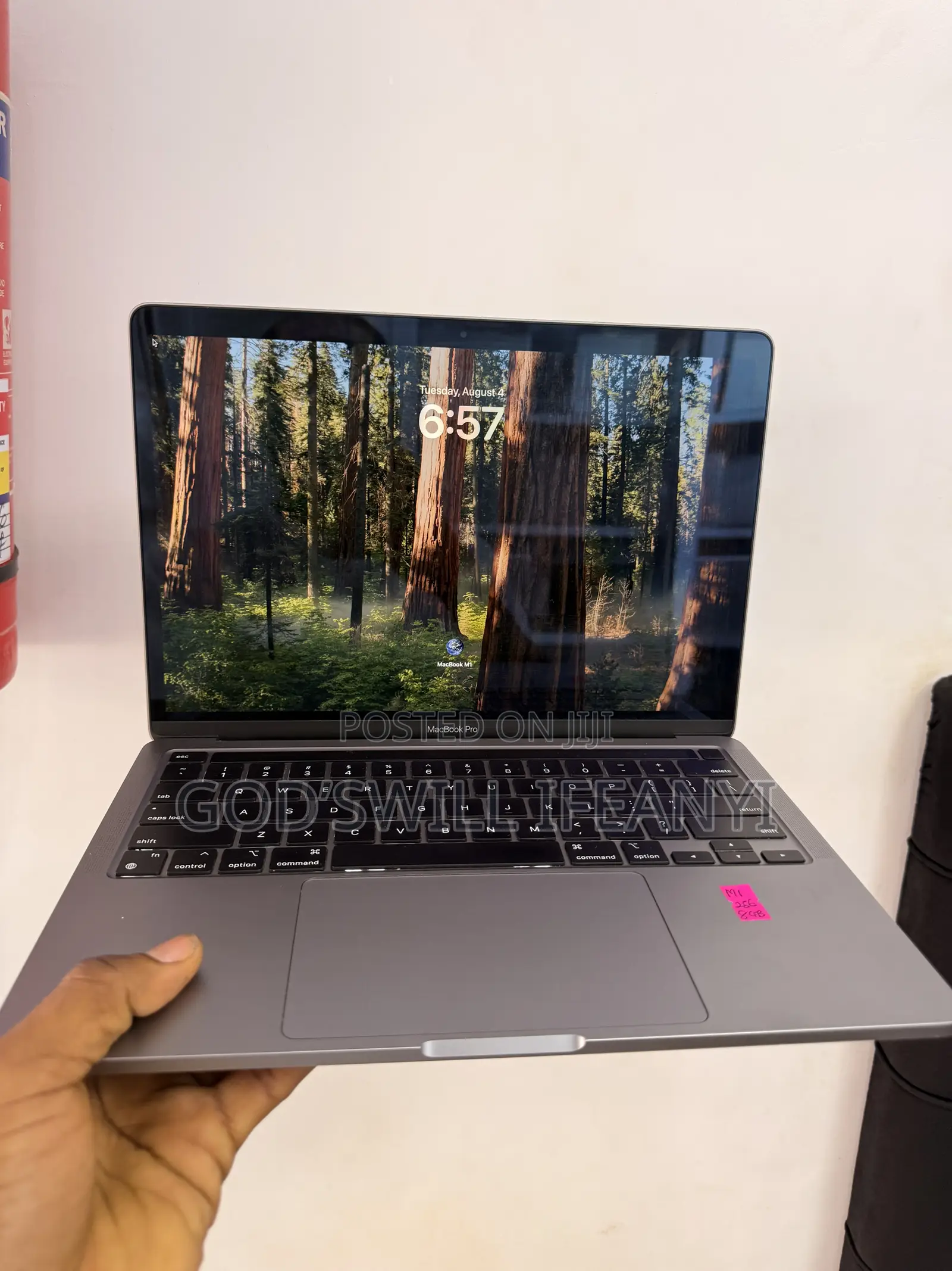Laptop Apple MacBook Pro 2020 M1 8GB Apple M1 SSD 256GB