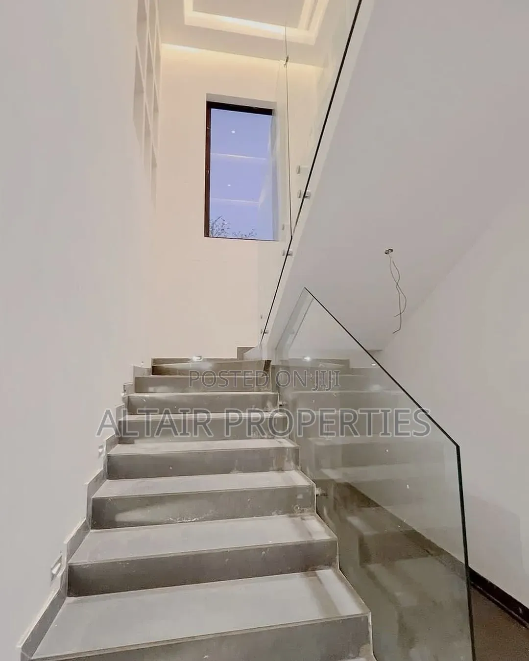 4bdrm House in Accra Metropolitan for sale
