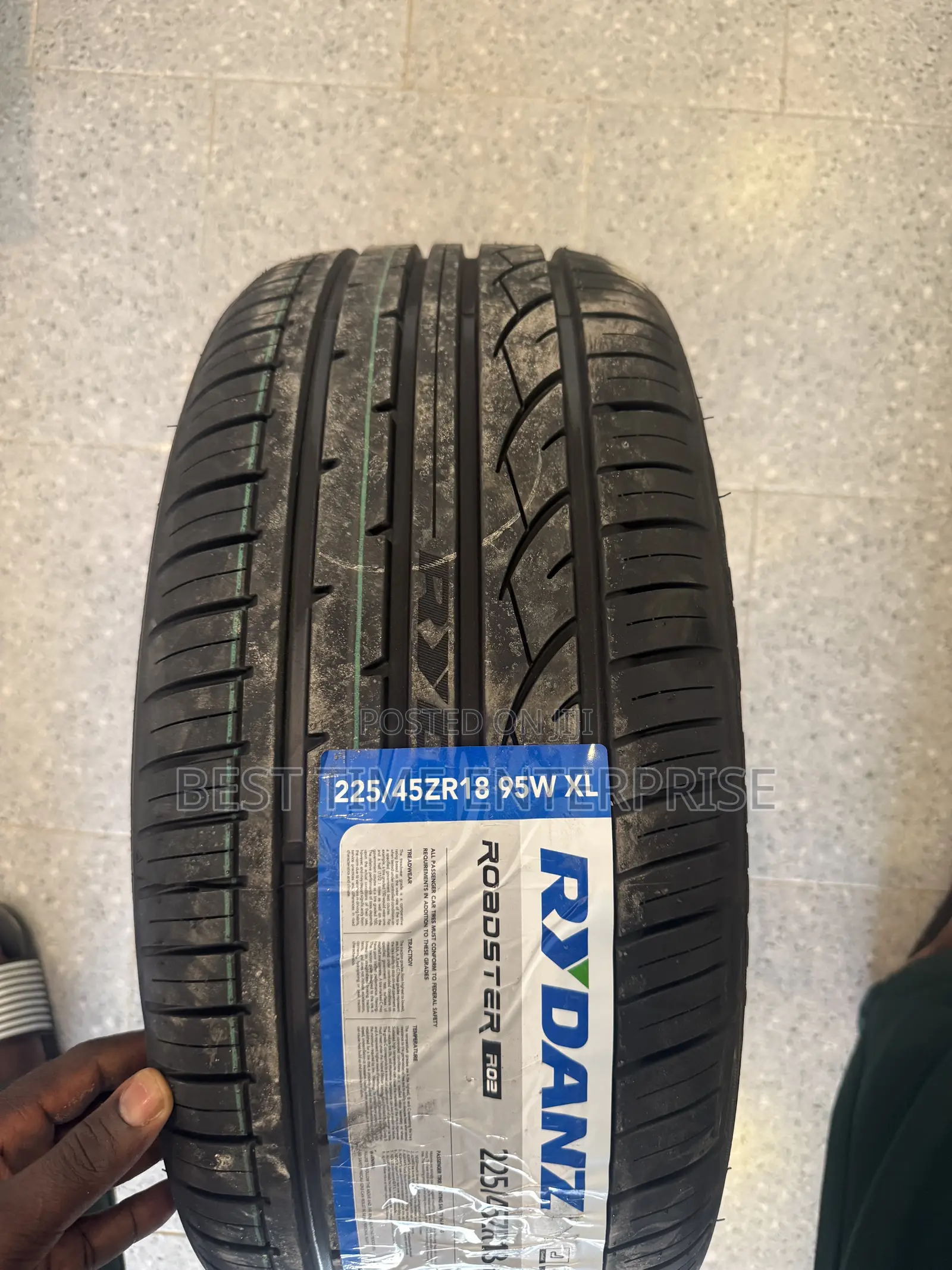 225/45 R18 RYDANS Tyres