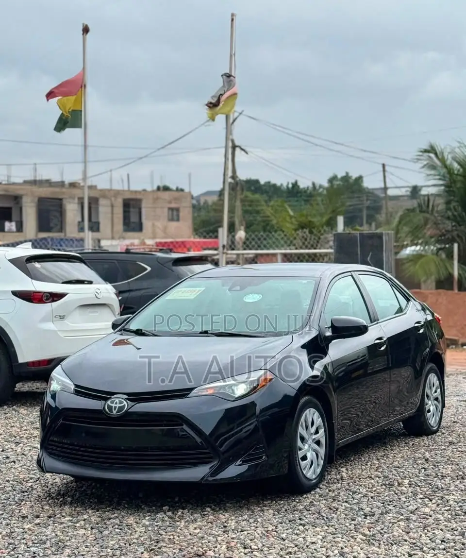 Toyota Corolla LE (1.8L 4cyl 2A) 2019 Gray