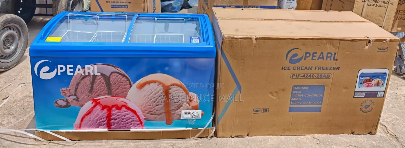 Pearl Display / Ice Cream Freezer (518L)
