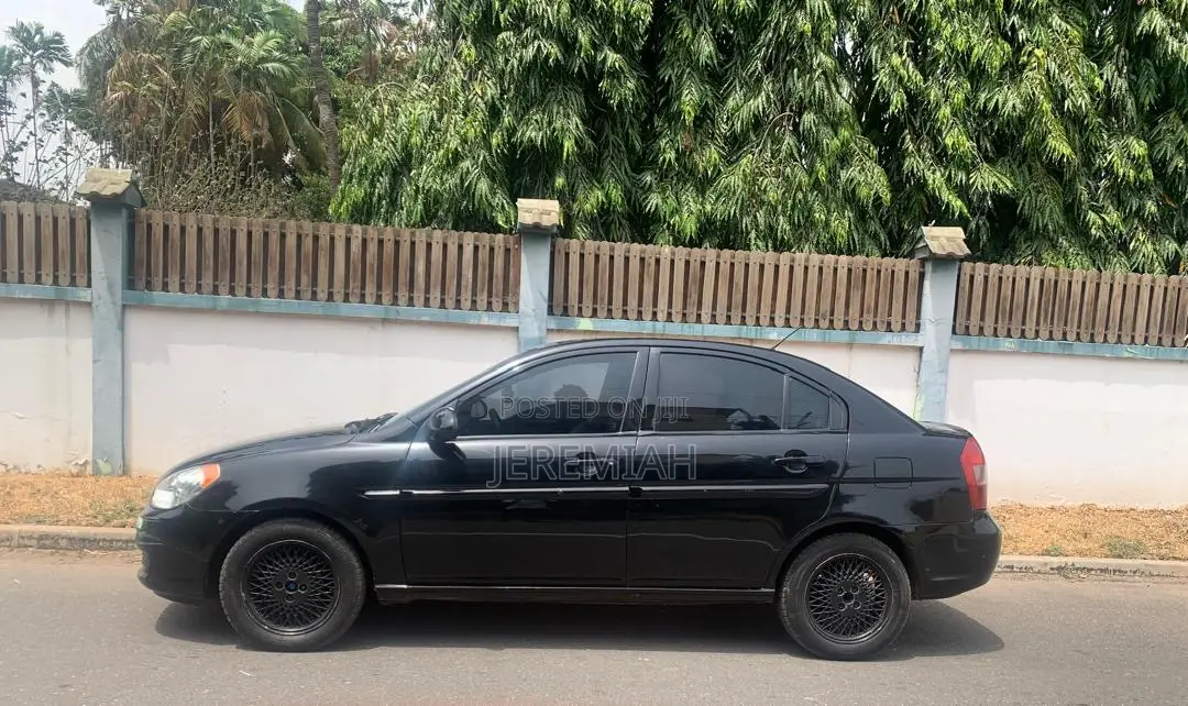 Hyundai Accent 1.6 2008 Black