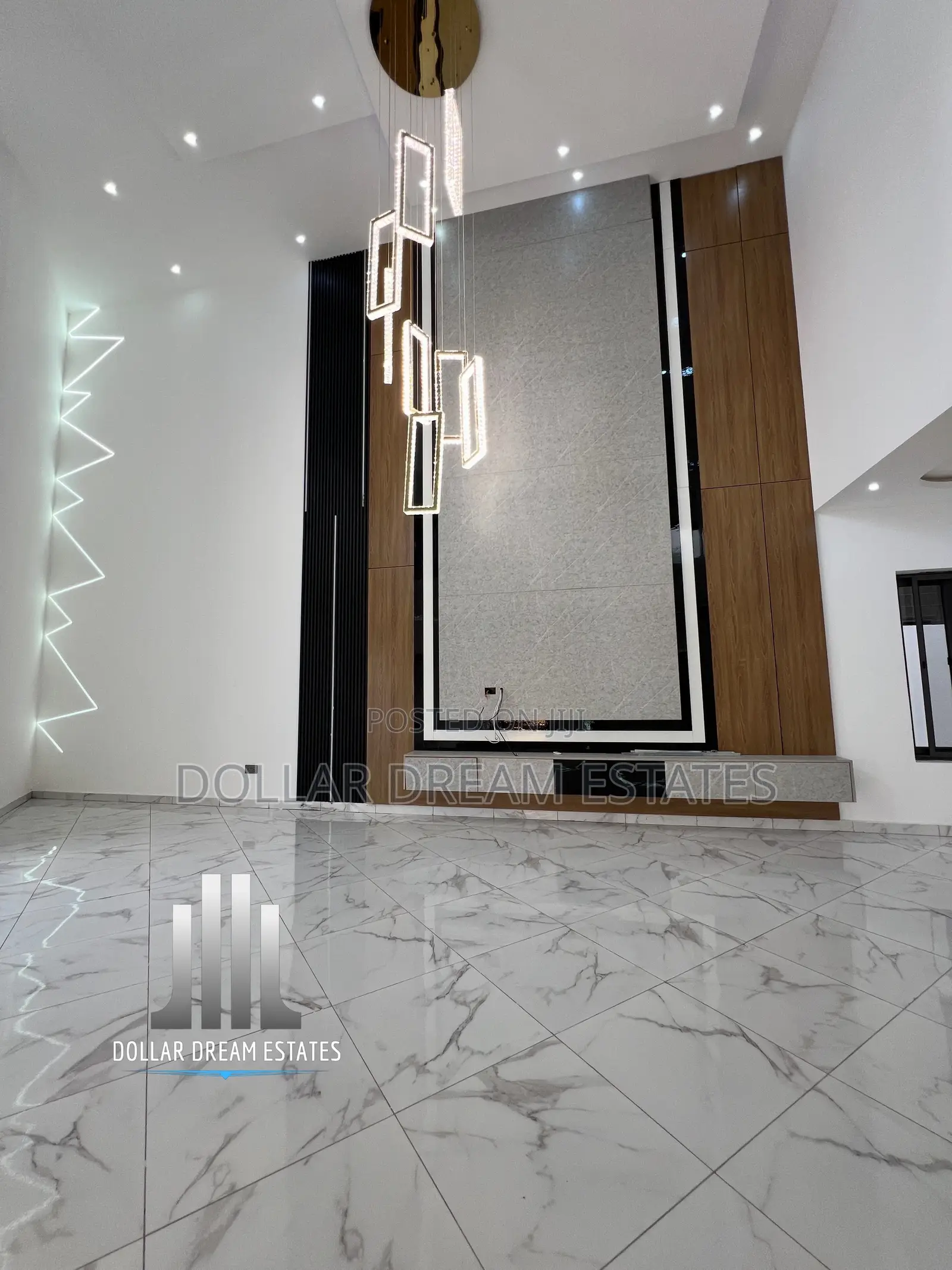 5bdrm House in Ashaley Botwe for sale