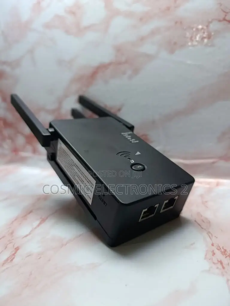 1200Mbps Dual-Band Wi-Fi Range Extender With 4 High-Gain Antennas