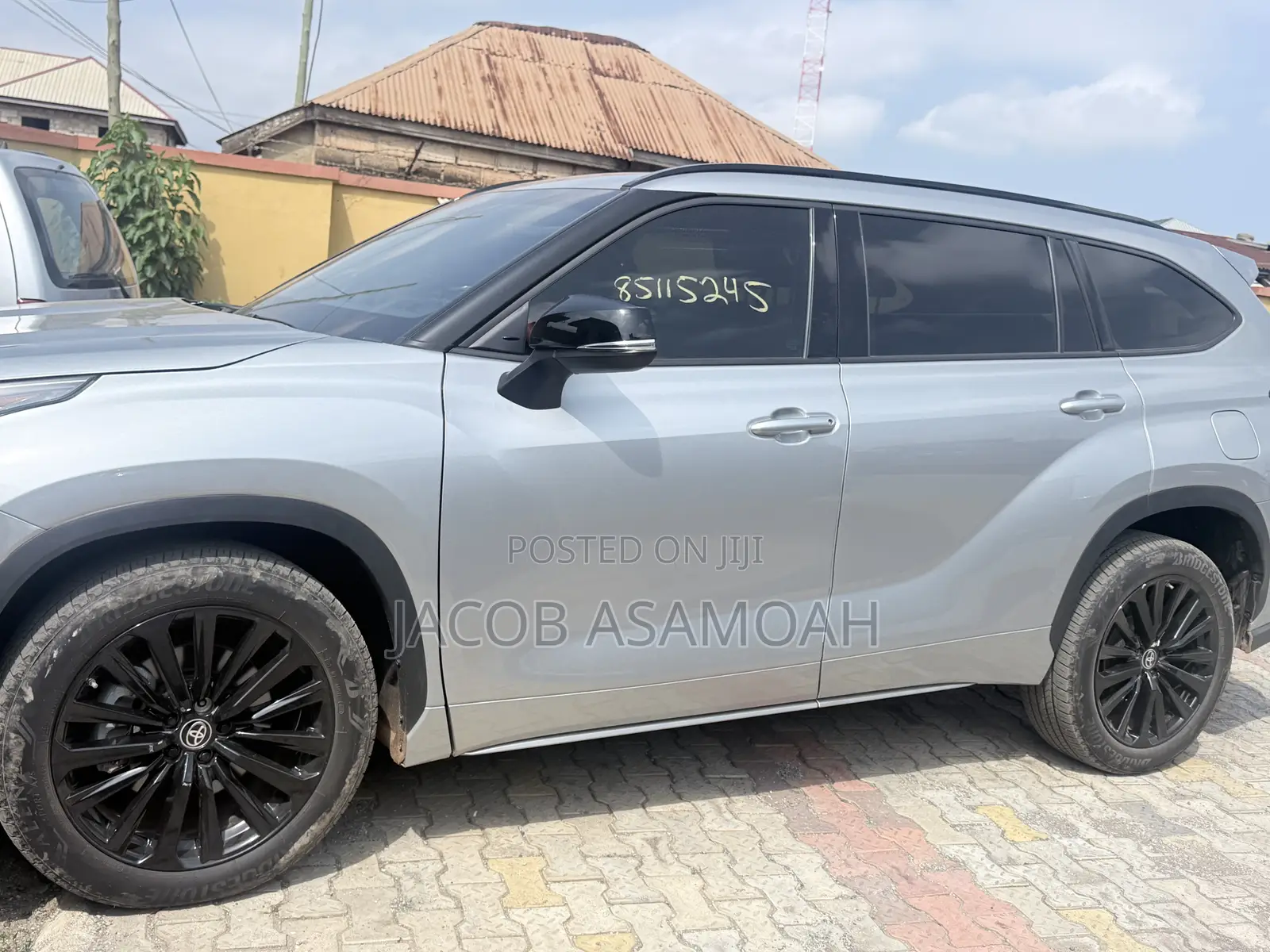Toyota Highlander XSE AWD 2024 Silver