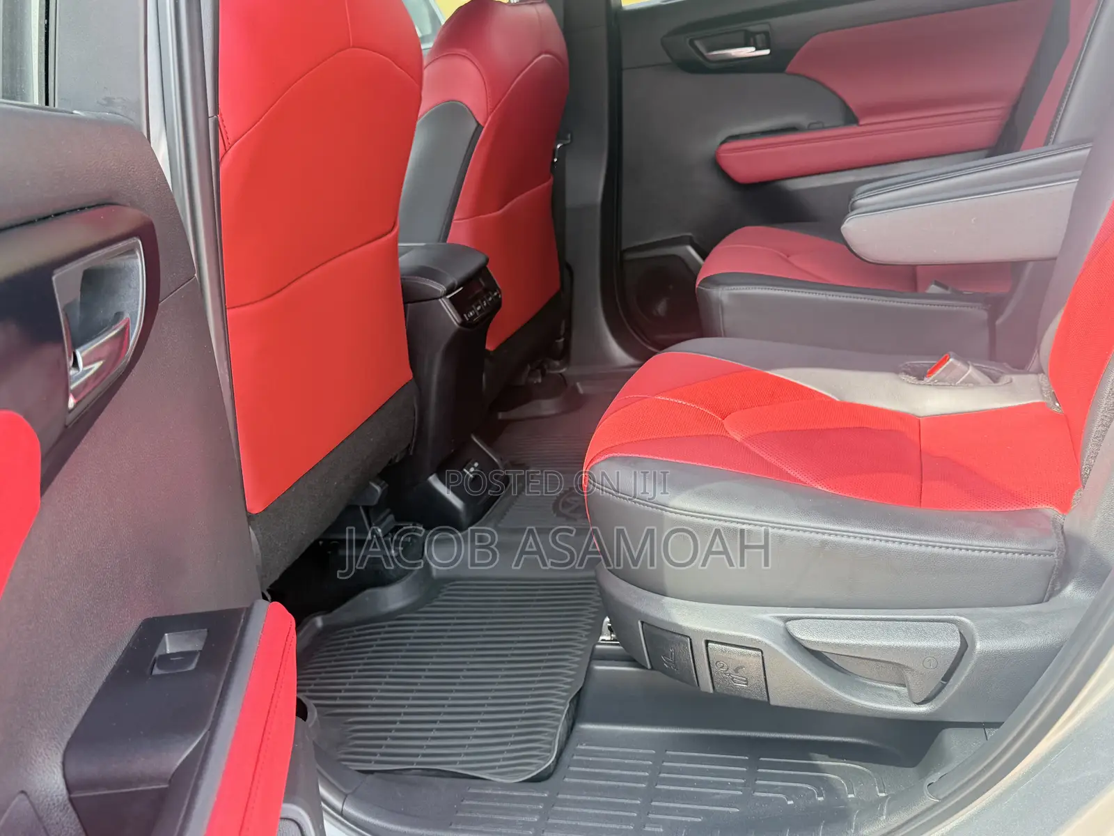 Toyota Highlander XSE AWD 2024 Silver