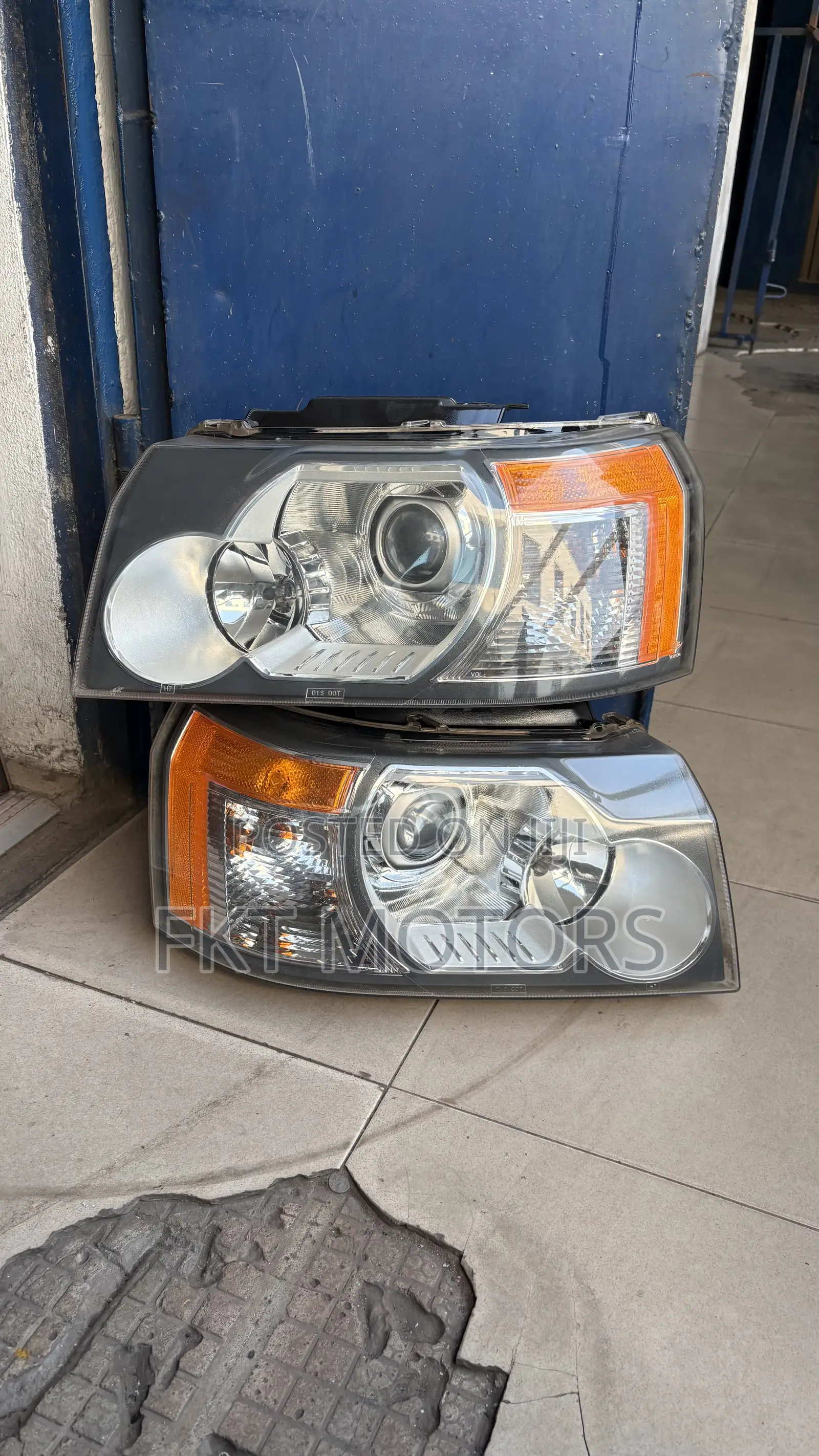 Land Rover LR2 Headlight 2008,2009,2010,2011,2012,2013