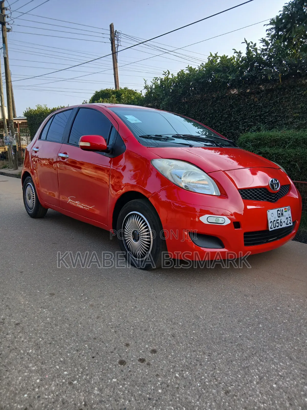 Toyota Vitz 2010 Red