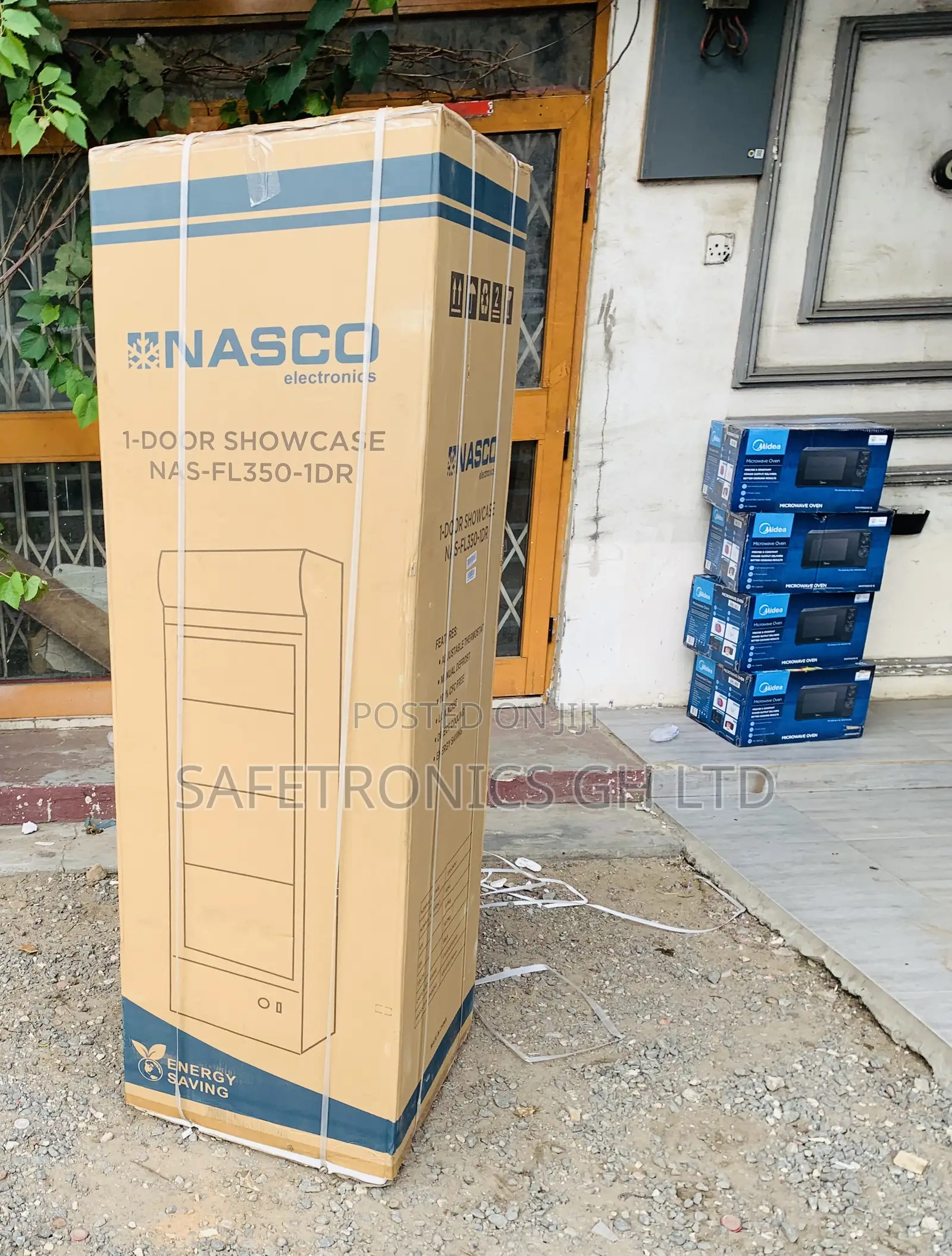 Choose Perfect Nasco 288 LTRS Display Fridge Nas-Fl350-1dr
