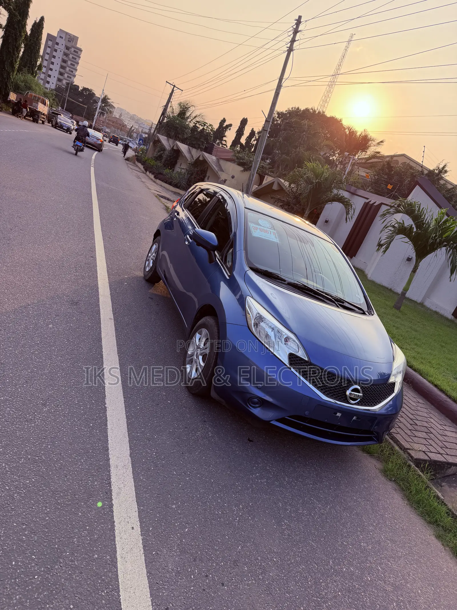 Nissan Note 2015 Blue
