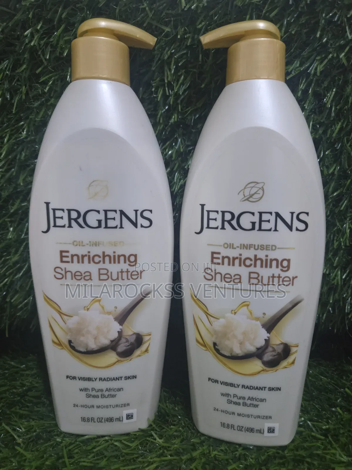 Jergens Enriching Shea Butter Moisturizer. 496ml