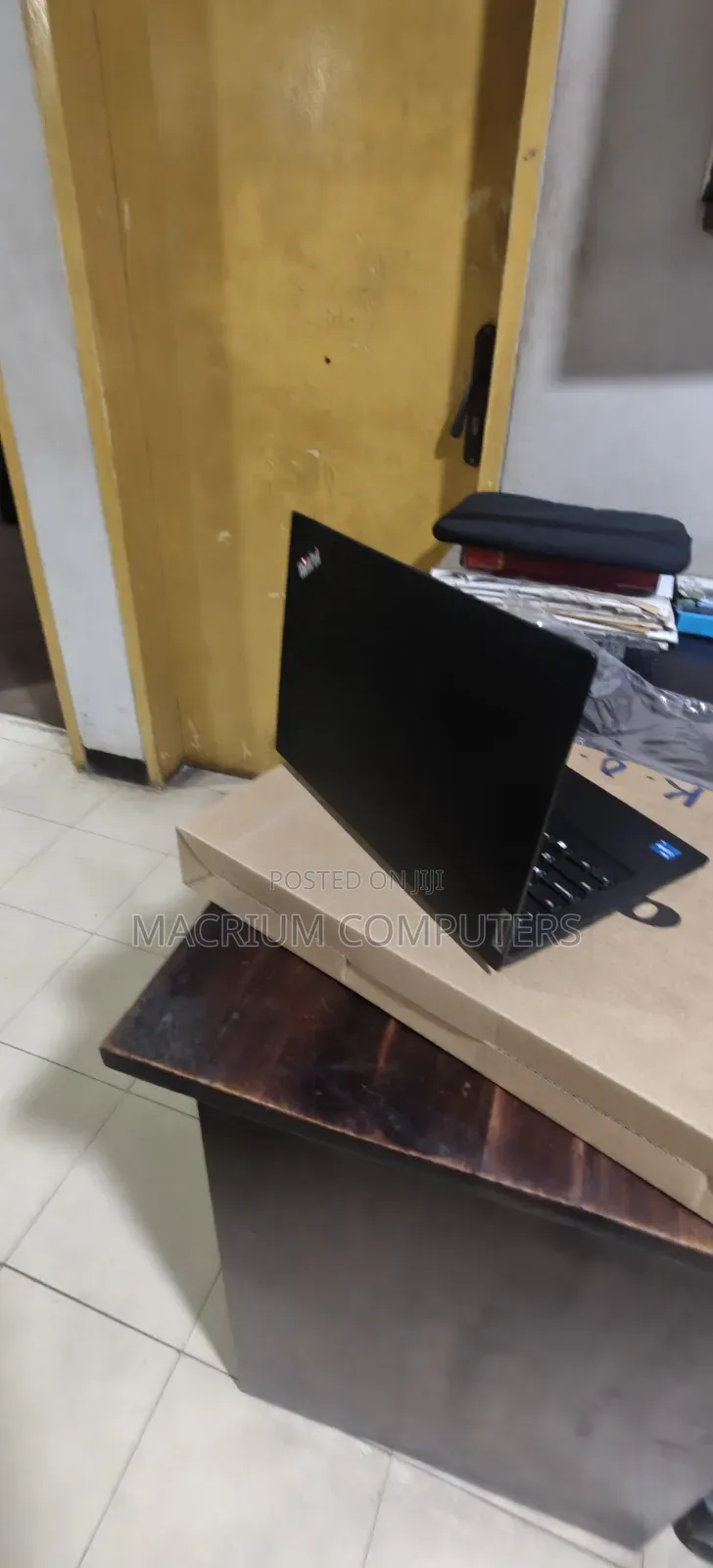 New Laptop Lenovo ThinkPad E14 Gen 6 8GB Intel Core i5 SSD 256GB