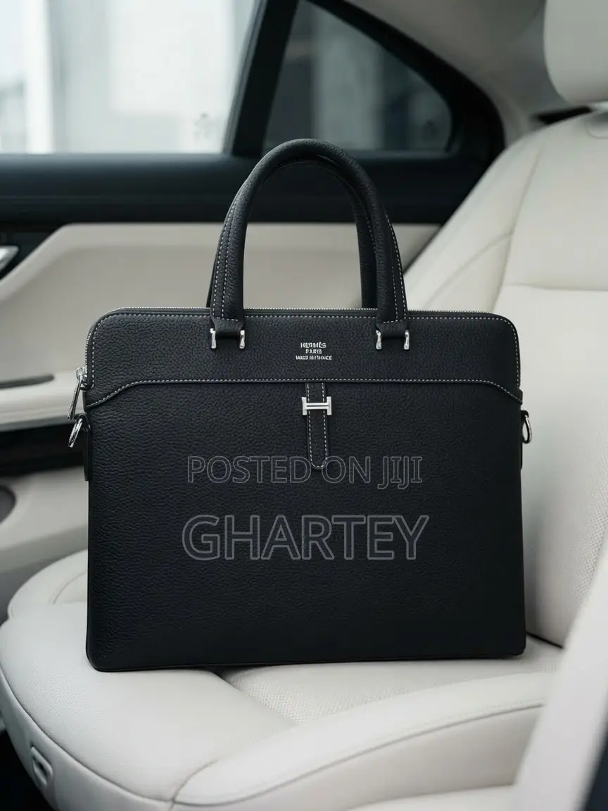 Premium Men's Luxury Business Briefcase - Elegant Black Office Bag