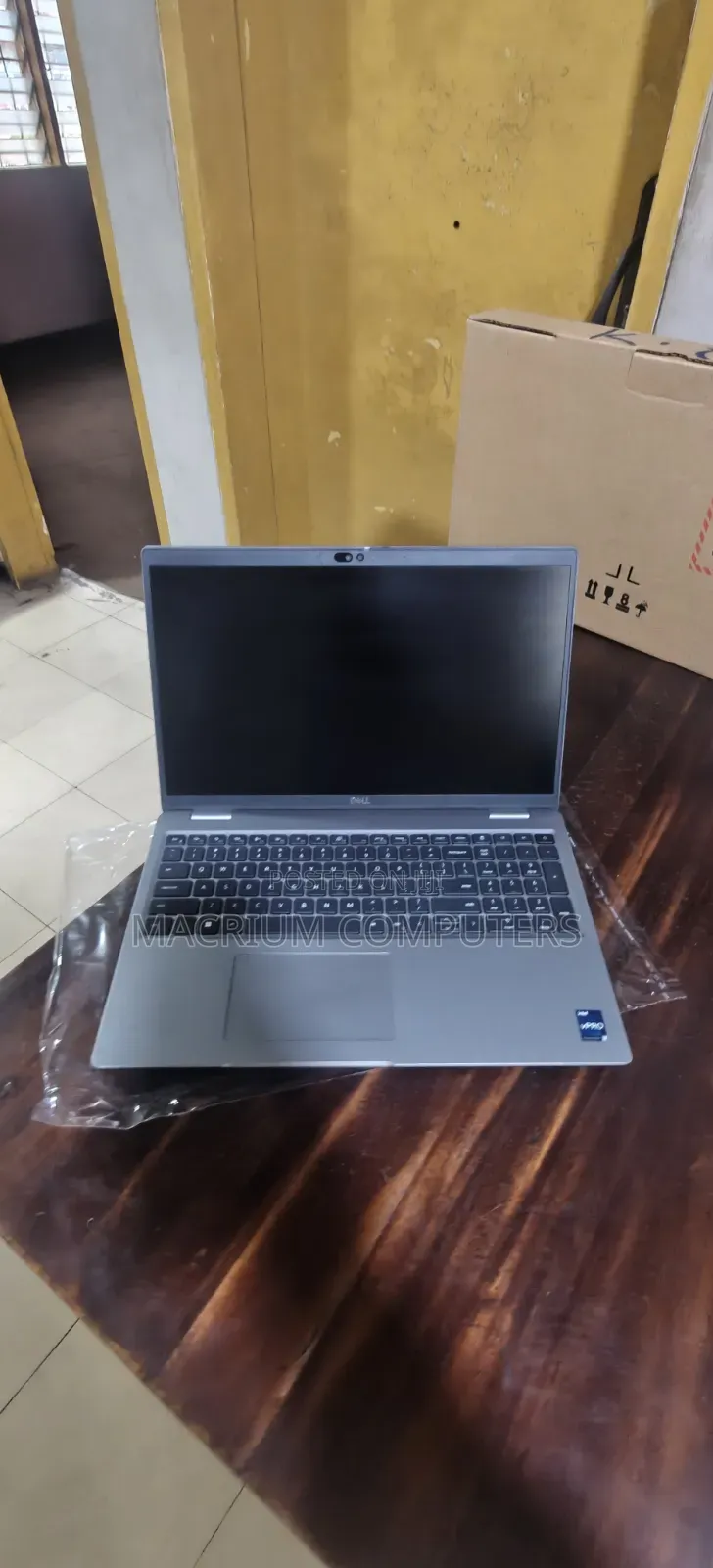 New Laptop Dell Precision 3580 16GB Intel Core i7 SSD 512GB