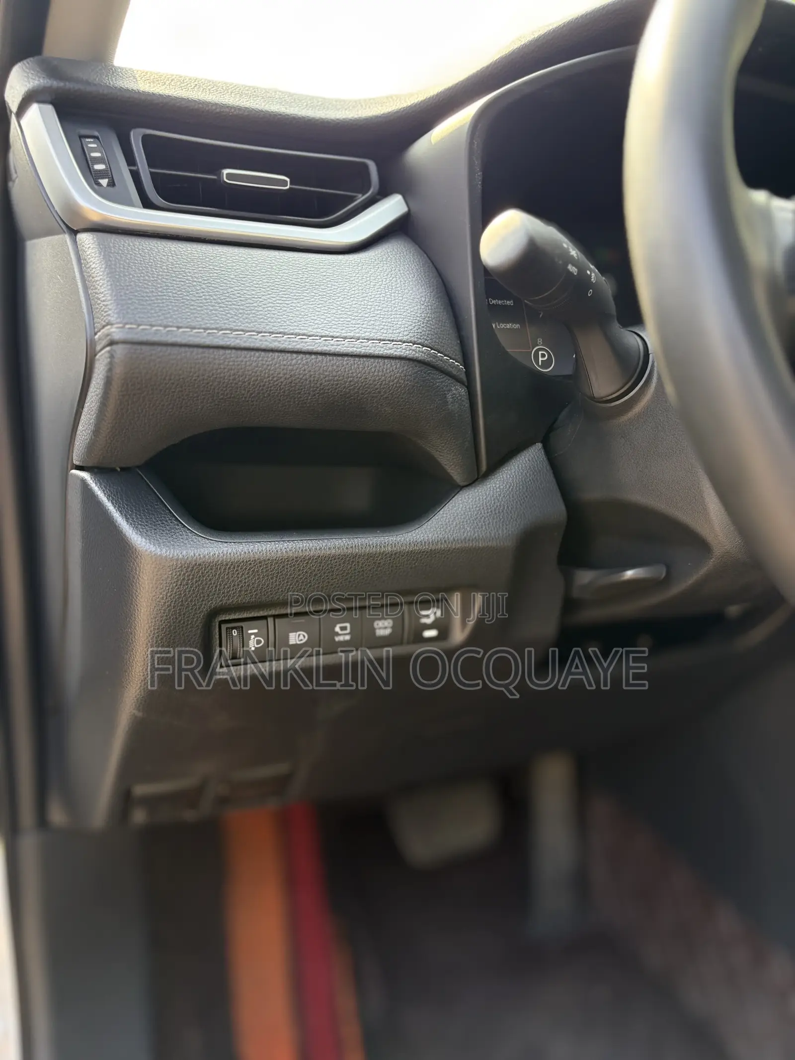 Toyota RAV4 XLE FWD 2023 White