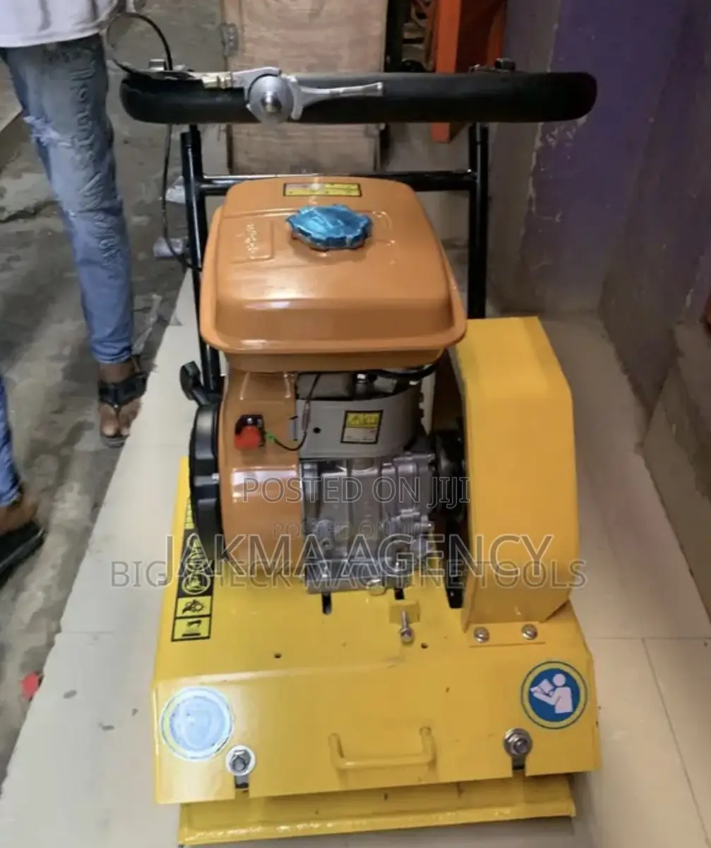 Robin C - 90 Gasoline Plate Compactor 90 Kg