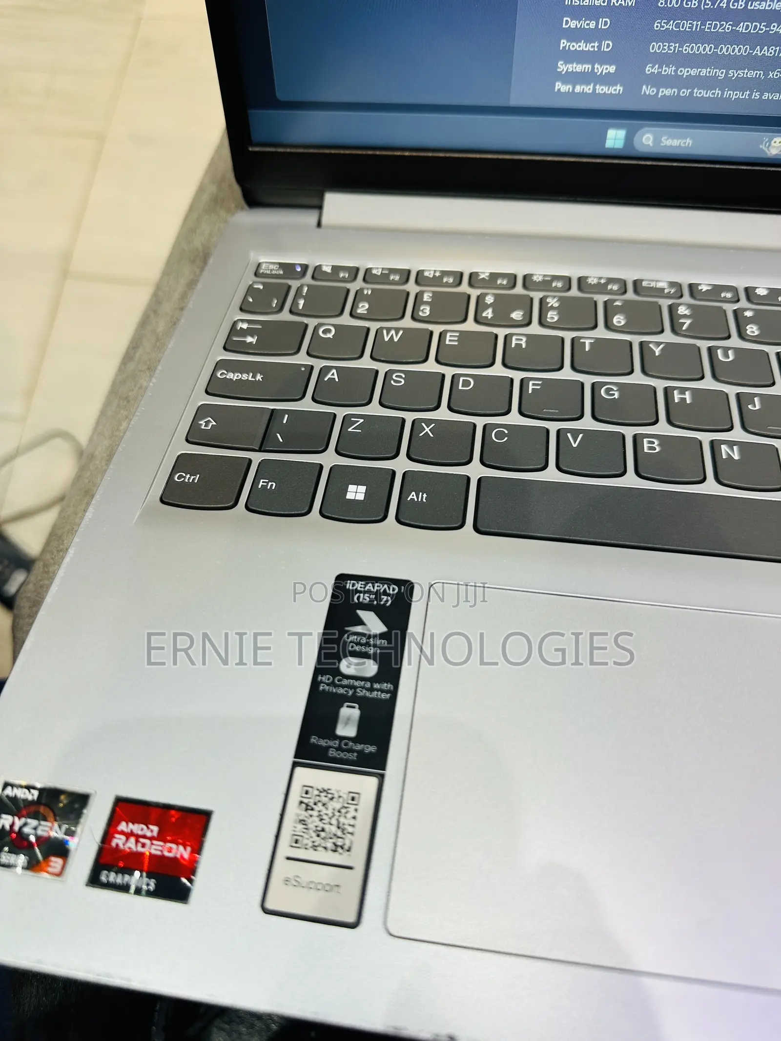 Laptop Lenovo IdeaPad 1 8GB AMD Ryzen 3 SSD 256GB