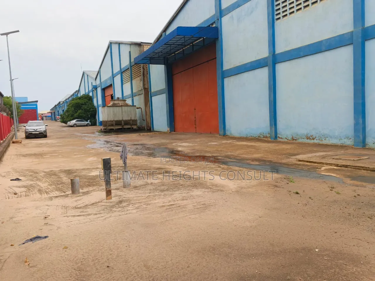 Warehouse 1500 Square Meters for Rent at Spintex