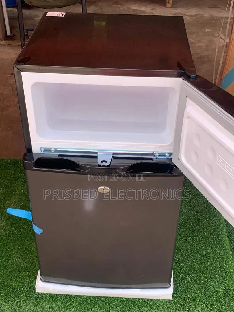 Innova Durable Table Top Double Door 85 Litres