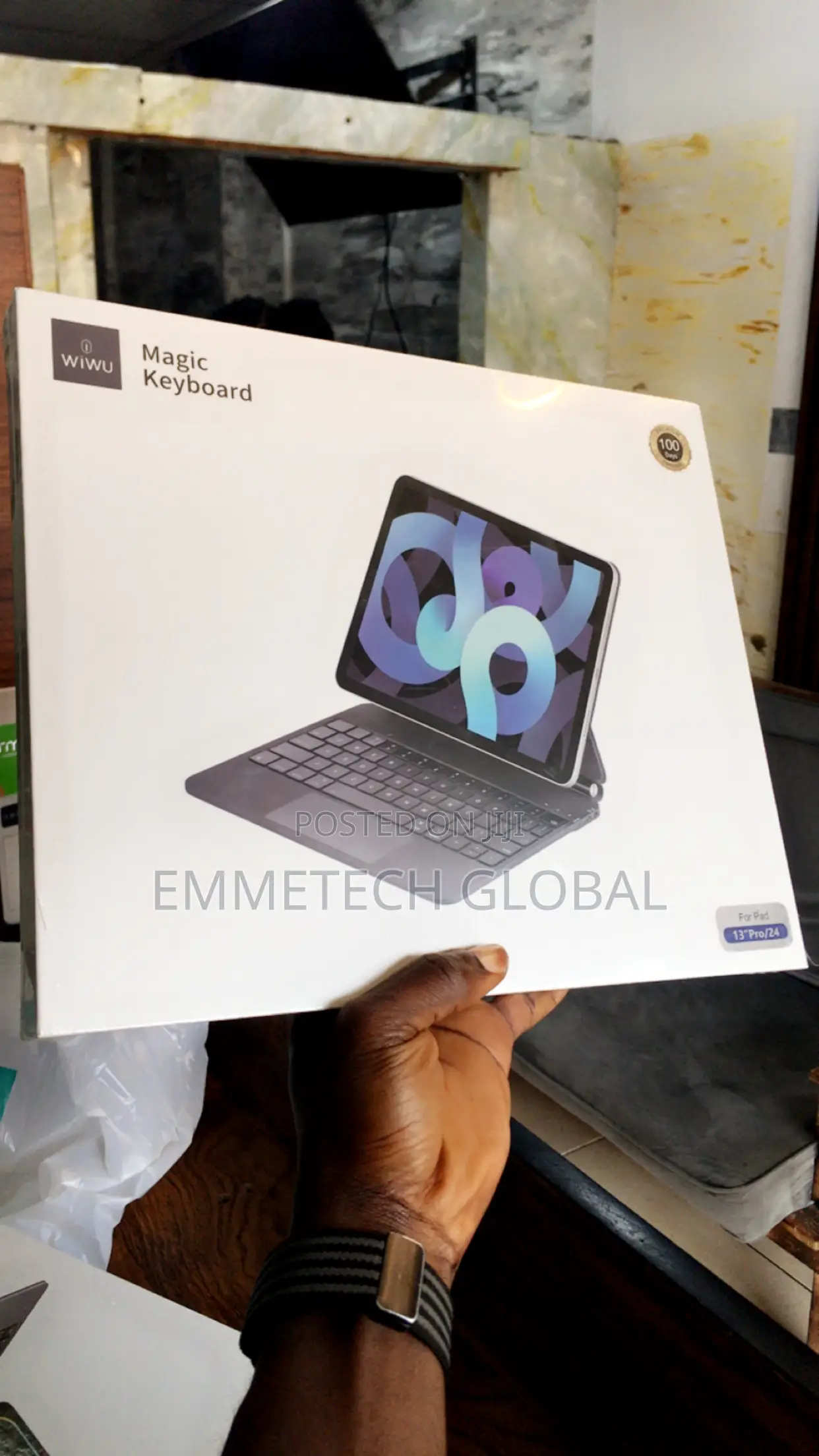 Magic Keyboard for iPad 13 Pro (M4/M5)