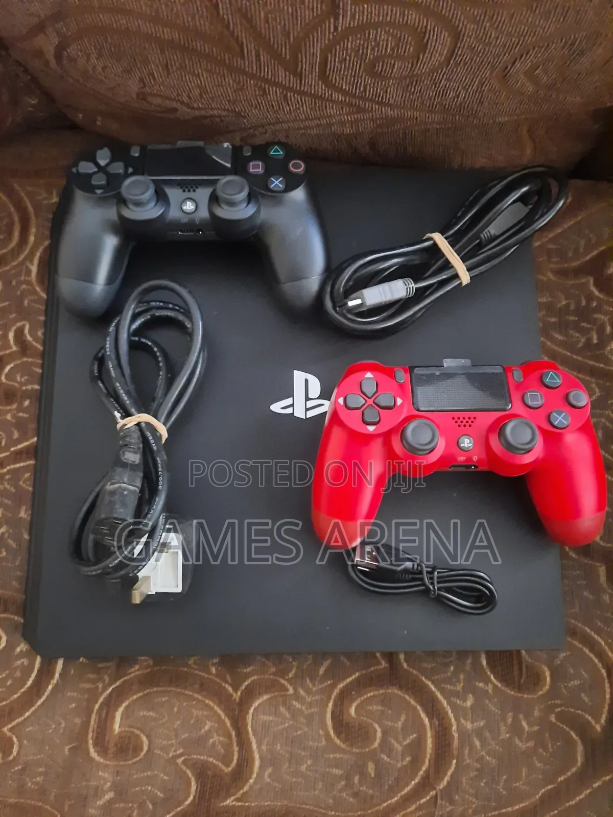 PS4 Pro + 2 Controllers + 15 Games