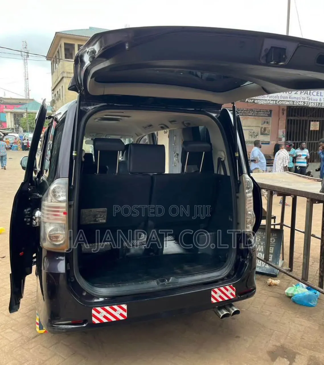 Toyota Voxy 2010 Black