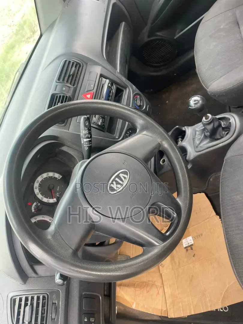 Kia Picanto 2010 White
