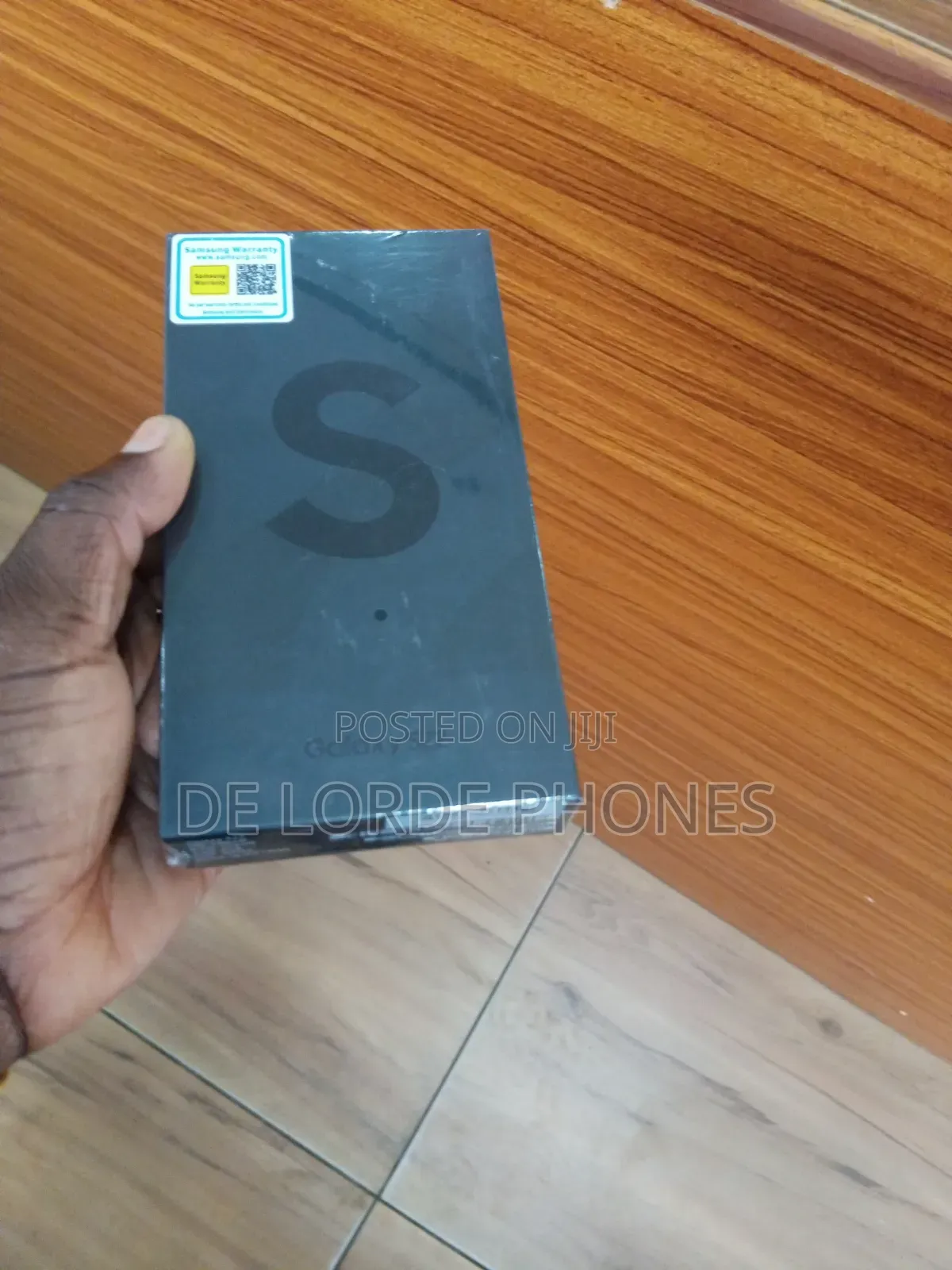 New Samsung Galaxy S22 5G 256 GB White