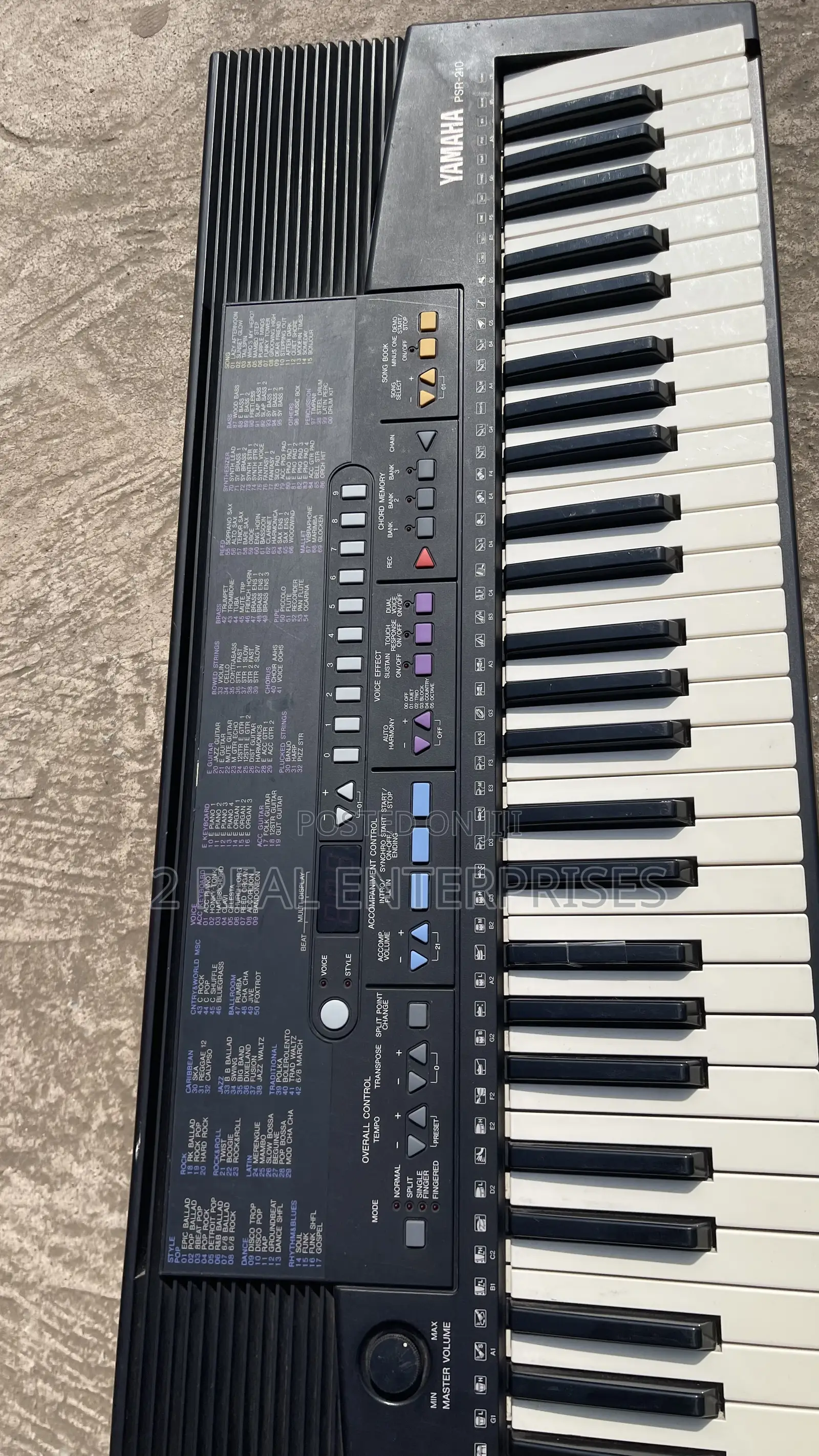 Yamaha PSR-310 With Advance Wave Memory