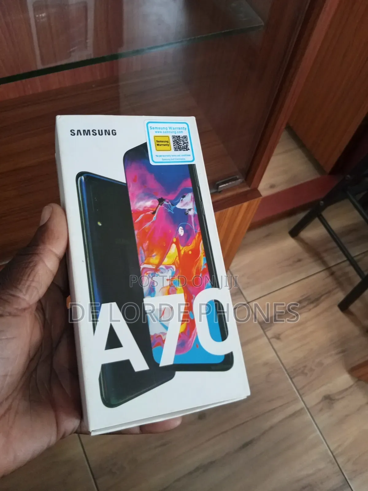 New Samsung Galaxy A70 128 GB Black
